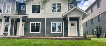 402 Spacious 3 Bedroom Townhouse