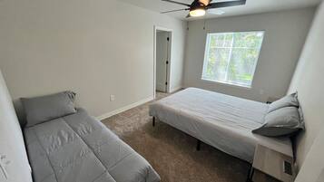 3 dormitorios, wifi gratis, ropa de cama