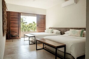 Deluxe Double Room, 2 Double Beds | Free WiFi - Lo Sereno Casa de Playa (Troncones)