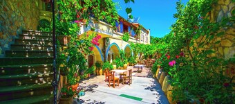 Pacha Cave Hotel