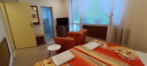 1 bedroom, iron/ironing board, WiFi, bed sheets - Cozy studio with mountain view in Panagyurishte (Panagyurishte)