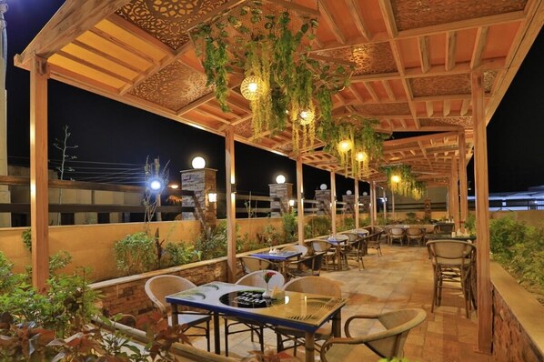 Bar (on property) - The Palm Hotel (Kafr el Shaikh)