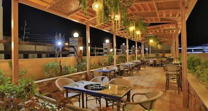 The Palm Hotel
