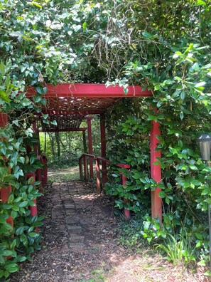 Property grounds - Family Friendly! Private Full House 20 minutes to FSU (Tallahassee)