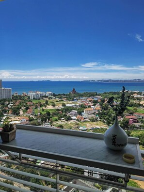 Property grounds - Art Under the Clouds 32nd floor sea view SuperHost (Muang Pattaya)