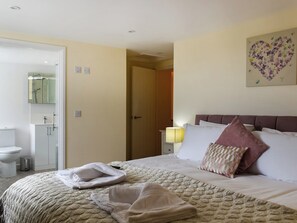 3 bedrooms, free WiFi, bed sheets - UK47757 - Rose Cottage (Launceston)