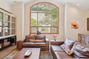 Interior - Serene Retreat in the Heart of SLO by RedAwning (San Luis Obispo)