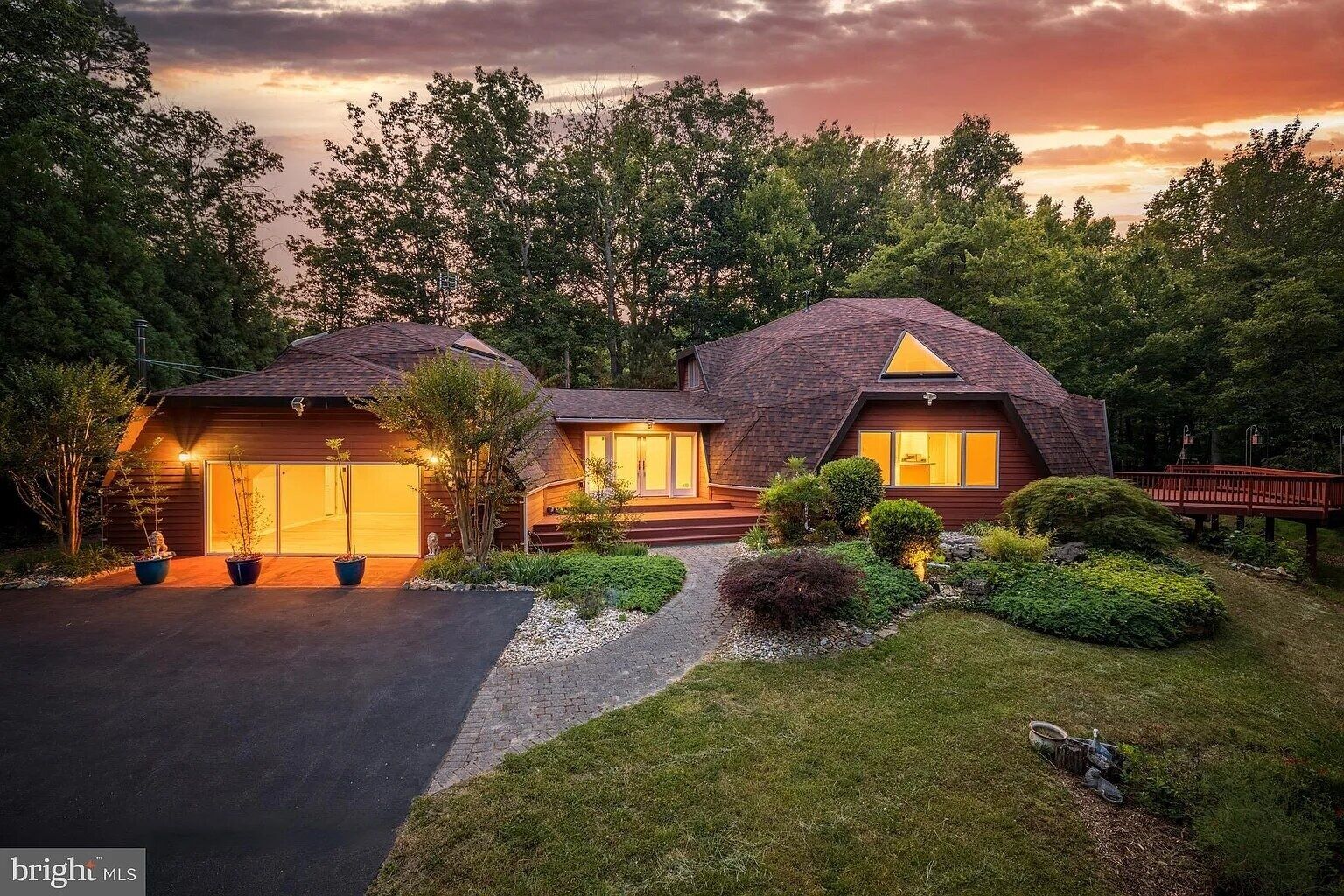NEW LISTING! Contemporary Architectural Gem: Modern Retreat by RedAwning