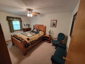 4 bedrooms, WiFi, bed sheets