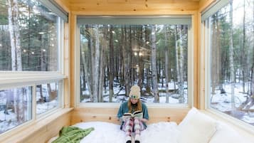 2 bedrooms, desk, free WiFi, bed sheets