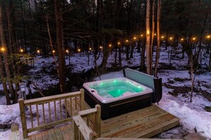 Bain à remous extérieur