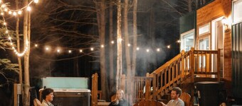 Luxury Tiny Home Getaway- IRIS Home