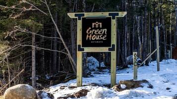 Enceinte de lâhĂ©bergement