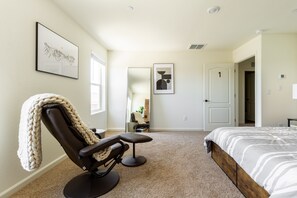 5 bedrooms, WiFi, bed sheets