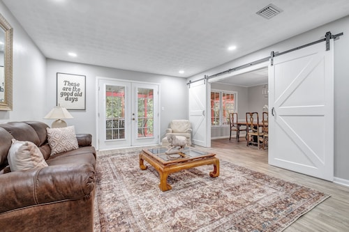 Hudson Manor (4-Bedroom Home) by RedAwning