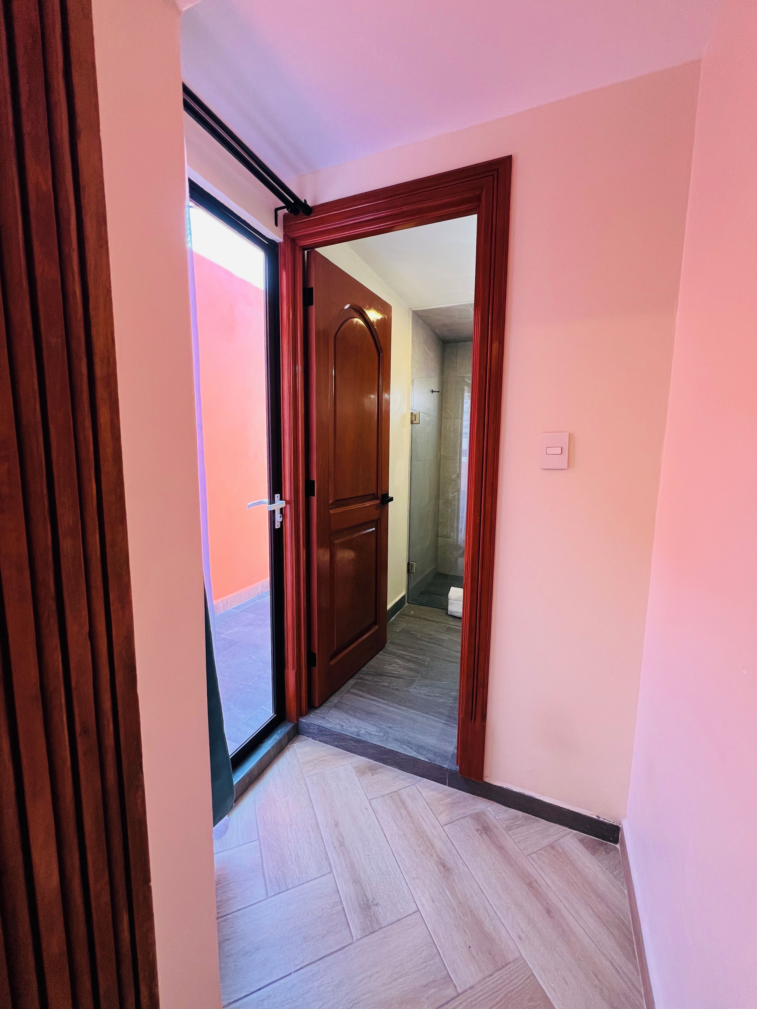 Superior Suite, City View | Bathroom | Shower, eco-friendly toiletries, hair dryer, bathrobes