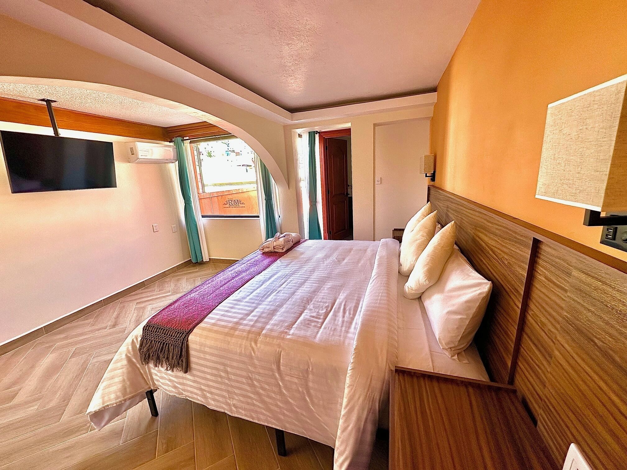 Photo - Suites del Jardín Principal