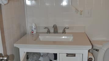 Towels, toilet paper