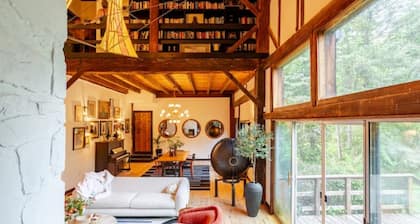 Restored Landmark Barn in Hudson, 1780 Ice House
