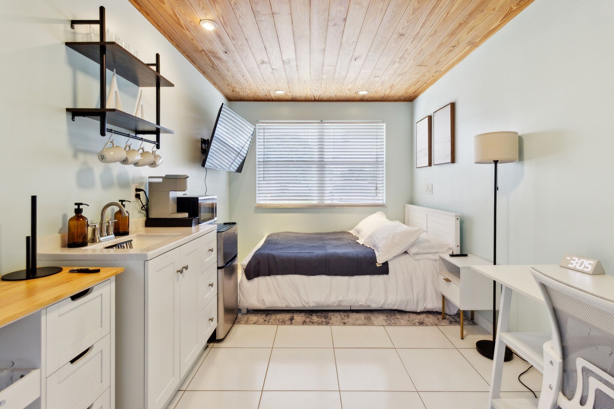 NEW LISTING! Cozy Stuart City Studio Retreat by RedAwning