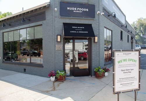 Best Denver Neighborhood! Walkable to EVERYTHING! 