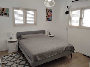 2 dormitorios, tabla de planchar con plancha, wifi y ropa de cama