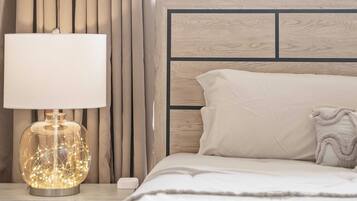 3 bedrooms, desk, iron/ironing board, WiFi