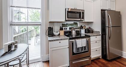 Historic Modern Walkable to to VCU