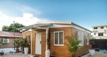 2-bedroom tiny house in marvelous Tamarindo with WiFi, AC