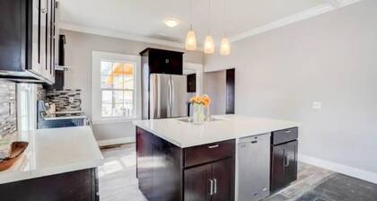 2 bedroom/1 Bath in marvelous San Jose downtown with WiFi, AC