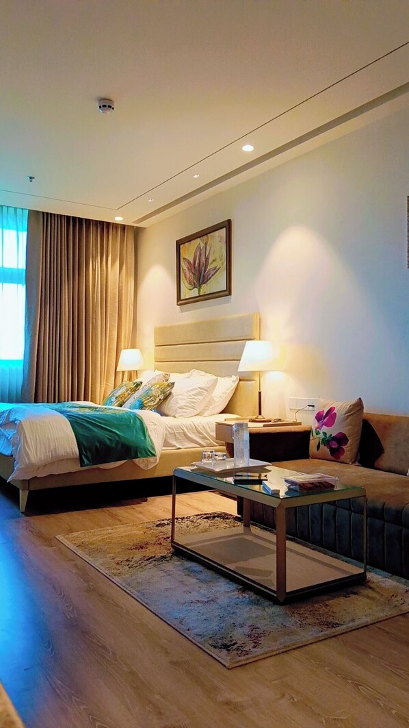 1 soverom, skrivebord, strykejern/-brett og wi-fi (inkludert)