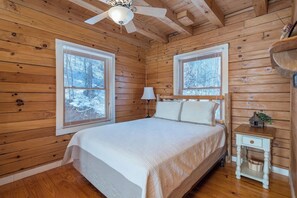 4 chambres, fer et planche à repasser, Wi-Fi, draps fournis