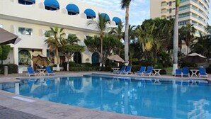 Pool - Sunset Palace Beach Hotel - All Inclusive (Mazatlán)
