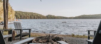 6BR~Hottub~Lakefront~AC~Beach | Shea On The Bay Family Getaway