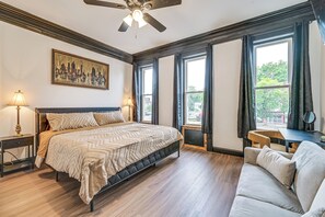 Bedroom 1 | King Bed | Smart TV