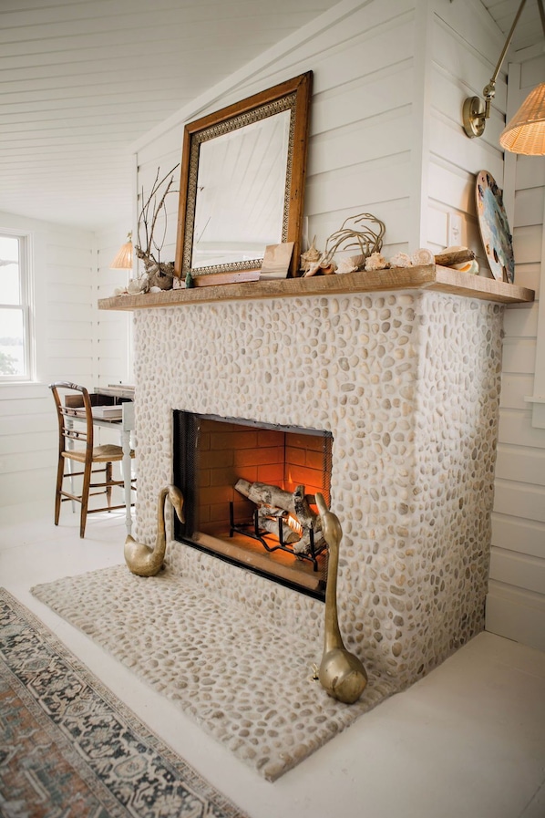 Interior - Water Street Cottage (Swansboro)