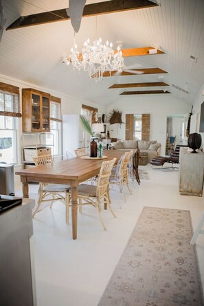 Dining - Water Street Cottage (Swansboro)