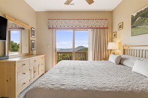 1 bedroom, WiFi, bed sheets - Wolf Laurel-Hatley Pointe Resorts, Ski, Hike, Pool, Tennis, Dine, Big  Deck View (mars hill)