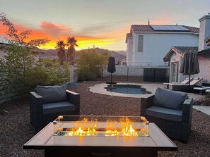 Unclassified image, 3 of 66, button