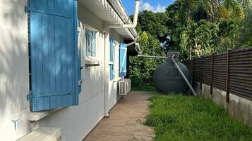 Enceinte de lâhĂ©bergement