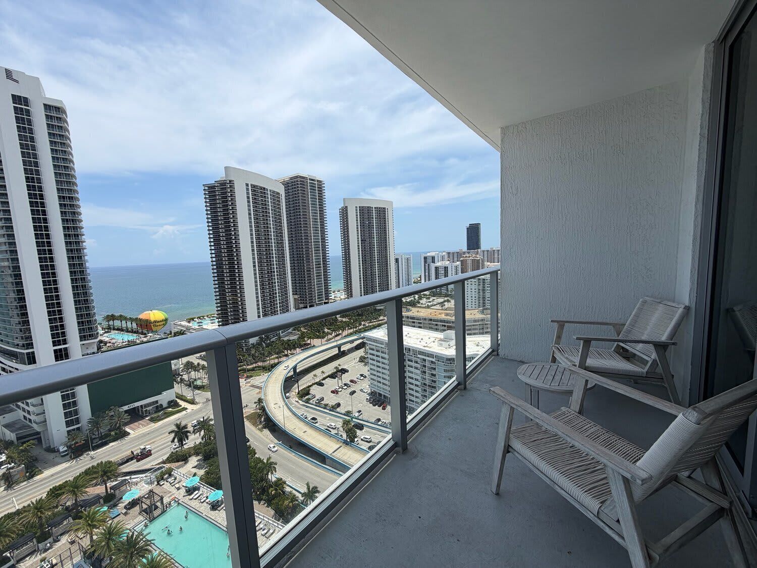 Deluxe Apartment | Balcony view