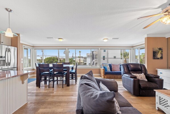 Dining - 128 Kelly St Beachy Keen (Panama City Beach)