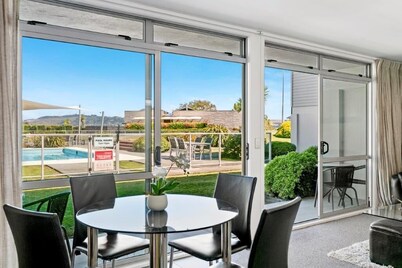 Lake Terrace Apartment