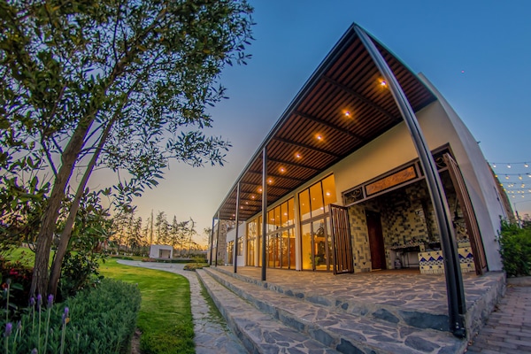 Fachada de la propiedad