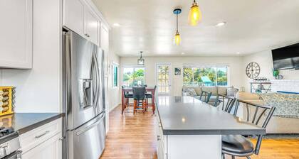 Cozy Oaks | A coastal getaway with idyllic scenery!