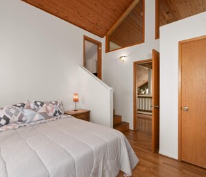 4 bedrooms, WiFi, bed sheets