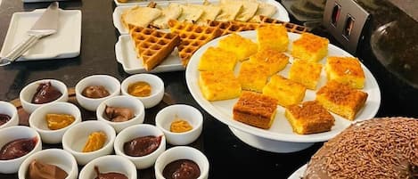 Free daily buffet breakfast