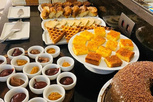Desayuno buffet incluido todos los días