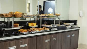 Free daily buffet breakfast