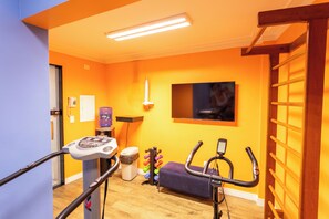 Fitness studio - HOTEL AMALIA (São Paulo)